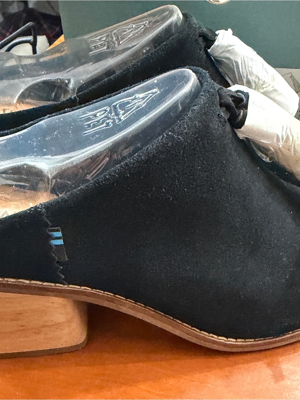 TOMS Black Leila Suede Mule Flats - Picture 2 of 5